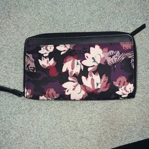 TUMI travel wallet never used